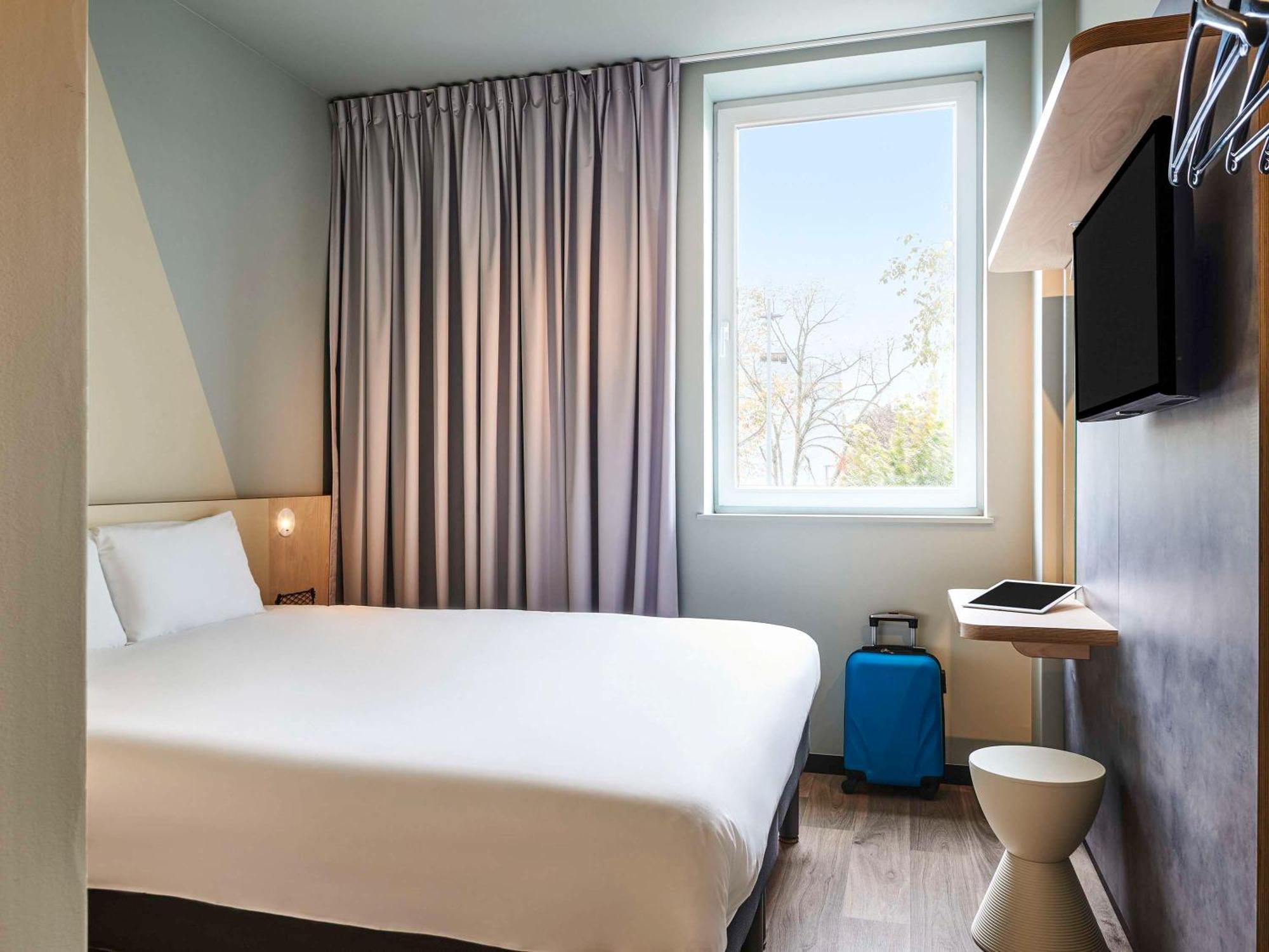Ibis Budget Épinal Exteriör bild